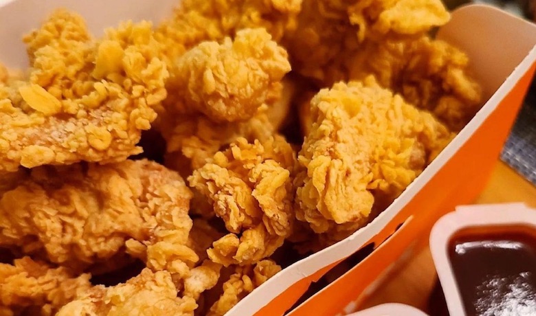 A screenshot of fried chicken from Popeyes Louisiana Kitchen. A restaurant in the Treasure Island Hotel and Casino Las Vegas.